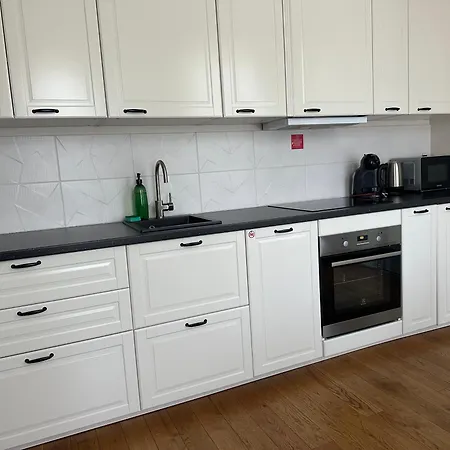 I Rooftop Terrace I Cohost